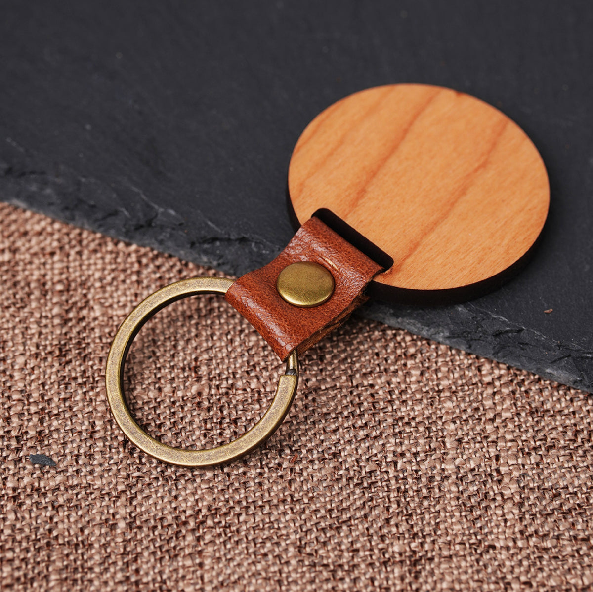 DIY Cherry Wood Circular Keychain (10pcs / 20pcs)