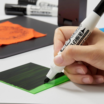 Black Whiteboard Markers